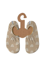 SLIPSTOP Kinder Hausschuhe Badeschuhe CARAMEL Regenbogen beige